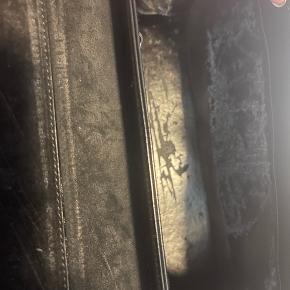 Gucci Shoulder Bag - Picture 12 of 15